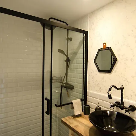 Isabelle -2 - 2 Jacuzzi Privatifs شقة Saint-Étienne-de-Fontbellon